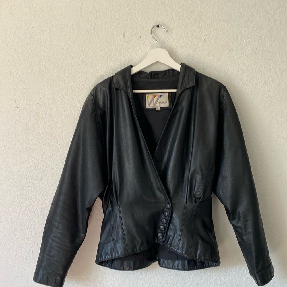 Vintage 1980s Wilson’s Leather cropped leather jacket - Picture 3 of 12